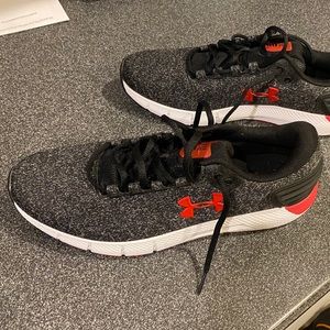 Under Armor Sneakers